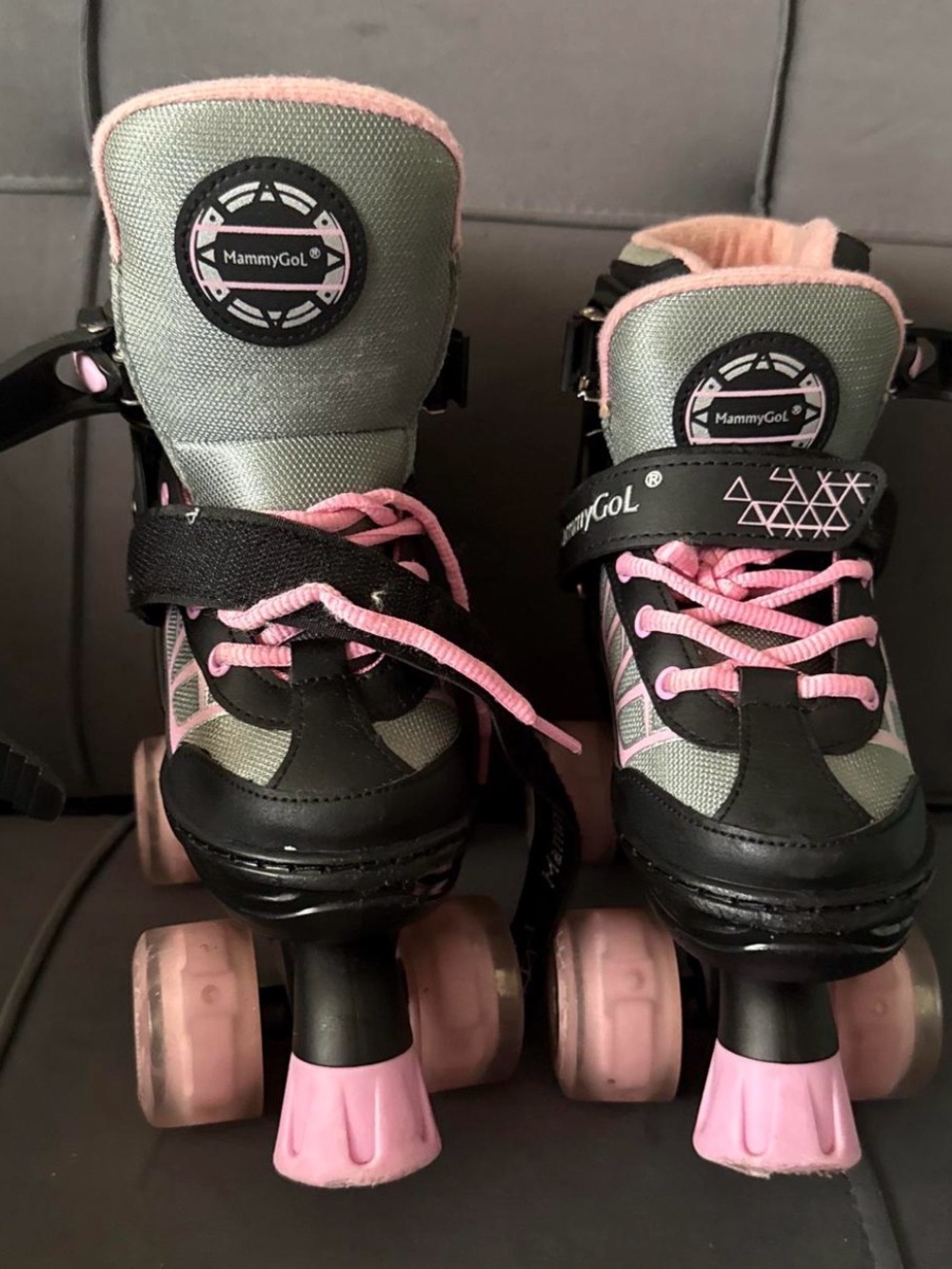 SKATES, SKATEBOARDS MammyGol GIRL’S SIZE “S” 9-C 12C PINK GRAY AND BLACK COLOR.